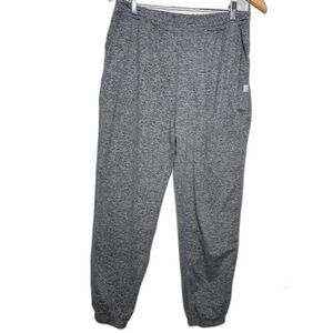 Vuori Boyfriend Sweatpant Joggers Women's size Medium gray Dreamknit loungewear